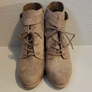 ANA Memory Foam Booties